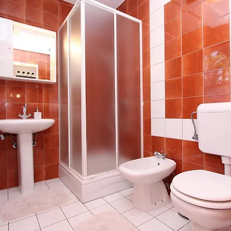 Irena Apartament Pula